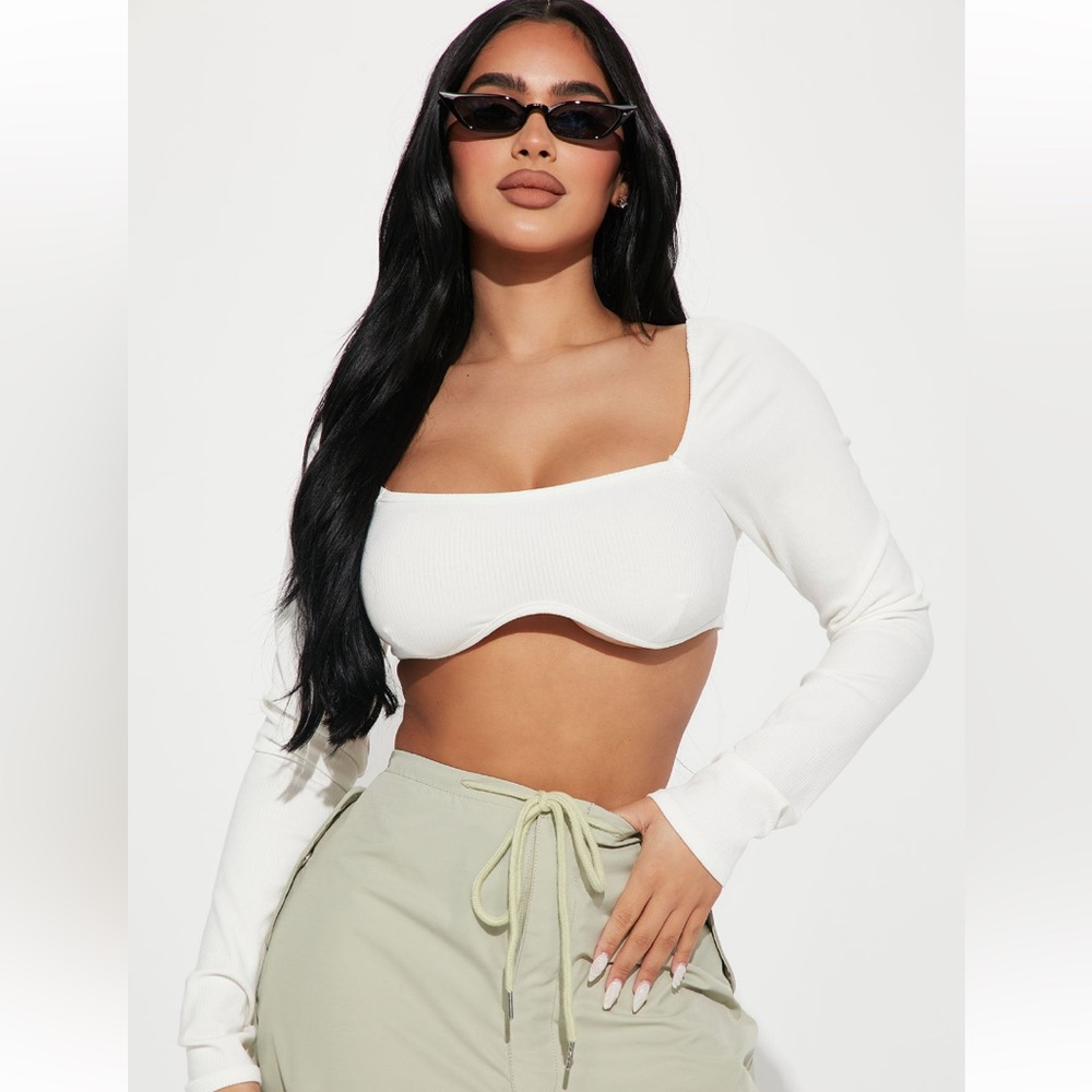 Fashion nova Brielle crop top